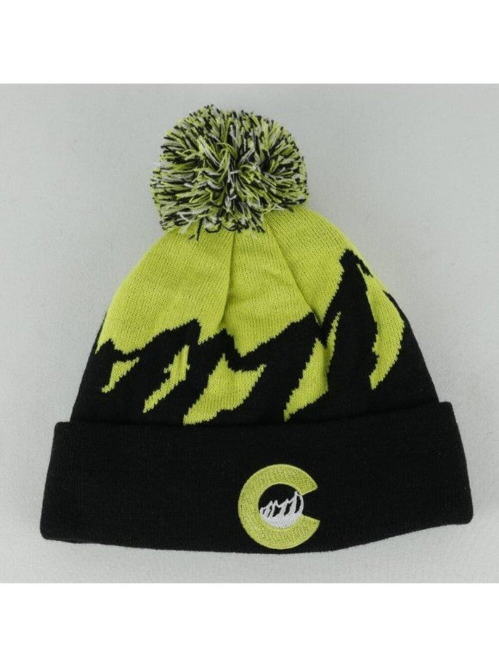 BOCO Gear Adult Unisex Green Black Fleece Lined Winter Pompom Beanie